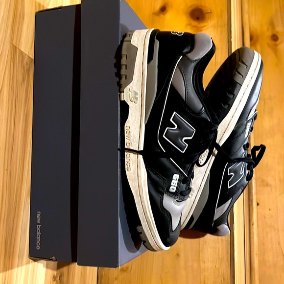 Used Black and grey New Balance 550’s